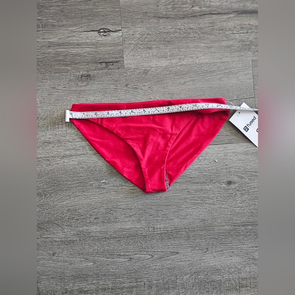 Nwt Fused Hawaii red women's size small bikini bottoms - Picture 2 of 3